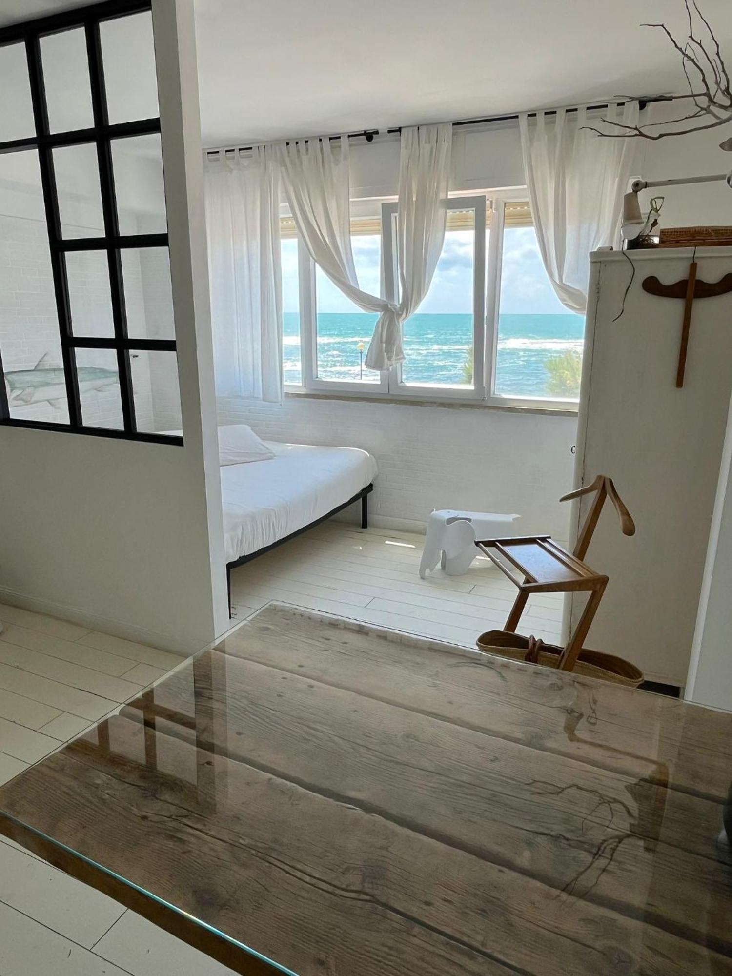 Sunset Loft Apartment Livorno Bilik gambar