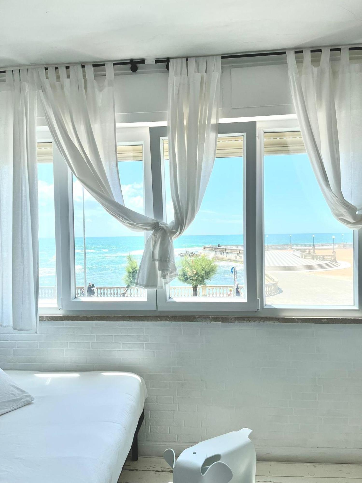 Sunset Loft Apartment Livorno Bilik gambar